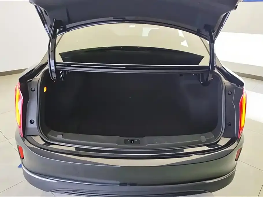 Hongqi E-QM5 2023 из CN, фото 8