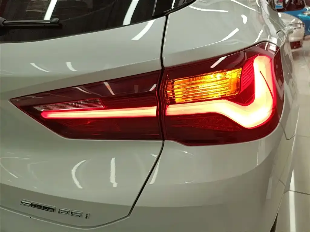 BMW X2 — фото 7