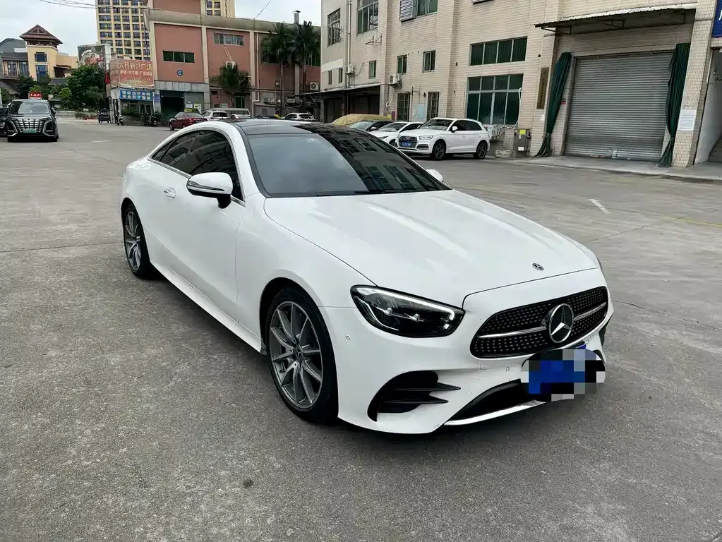 Mercedes-Benz E-Class (Import) — фото 4
