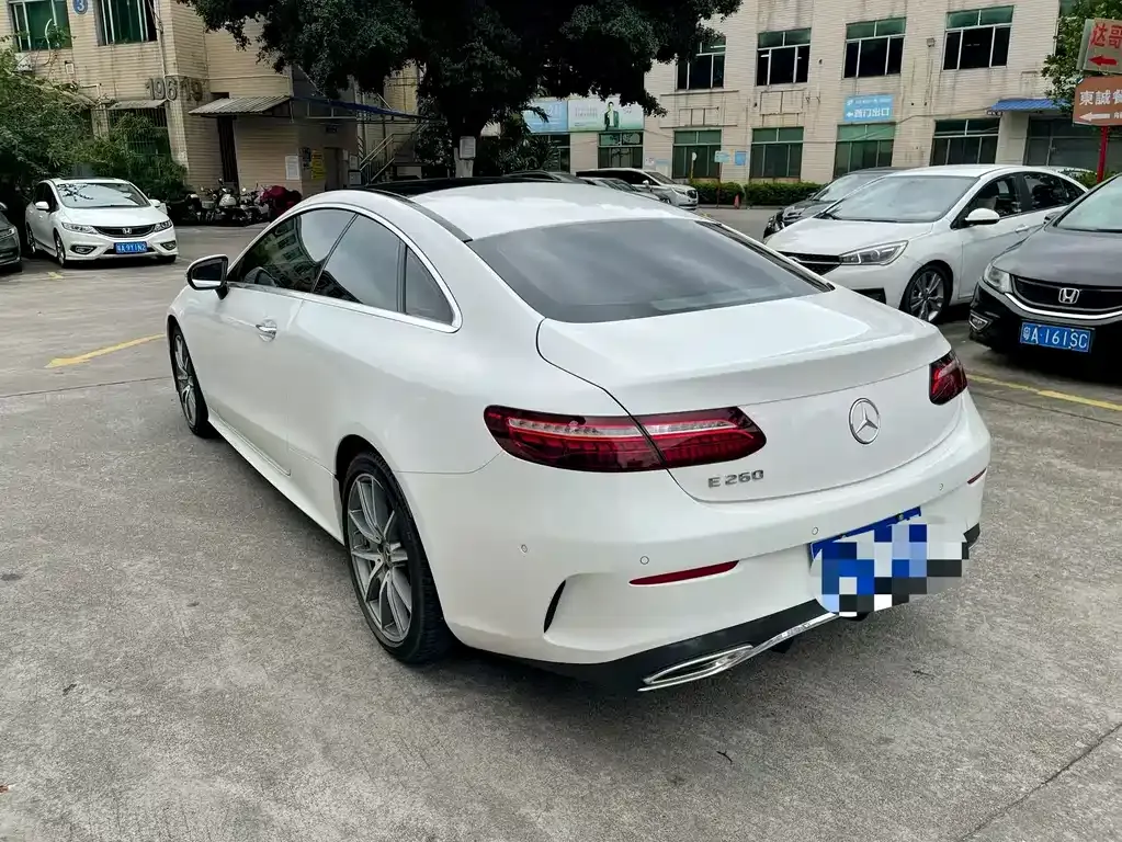 Mercedes-Benz E-Class (Import) — фото 8
