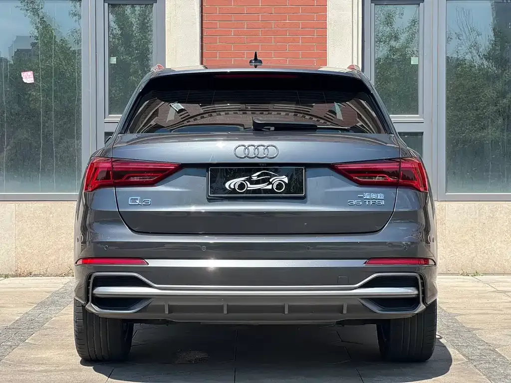 Audi Q3 — фото 5