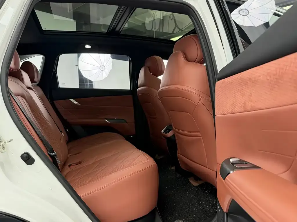 Changan CS75PLUS — фото 2