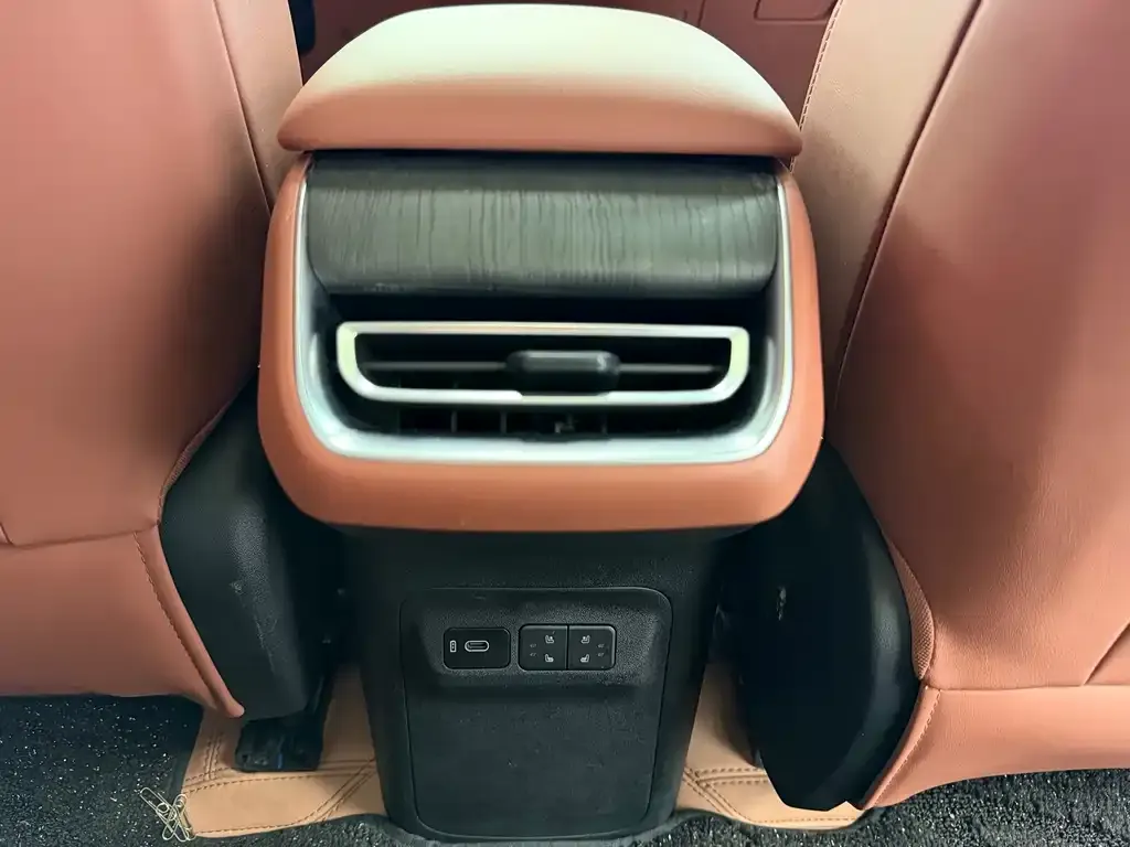 Changan CS75PLUS — фото 9