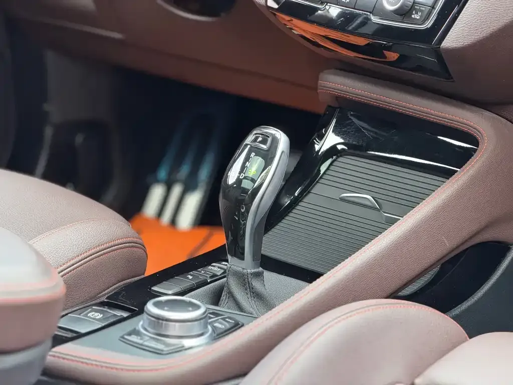 BMW X2 2022 из CN, фото 2