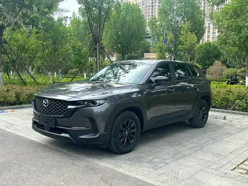 Mazda CX-50 — фото 1