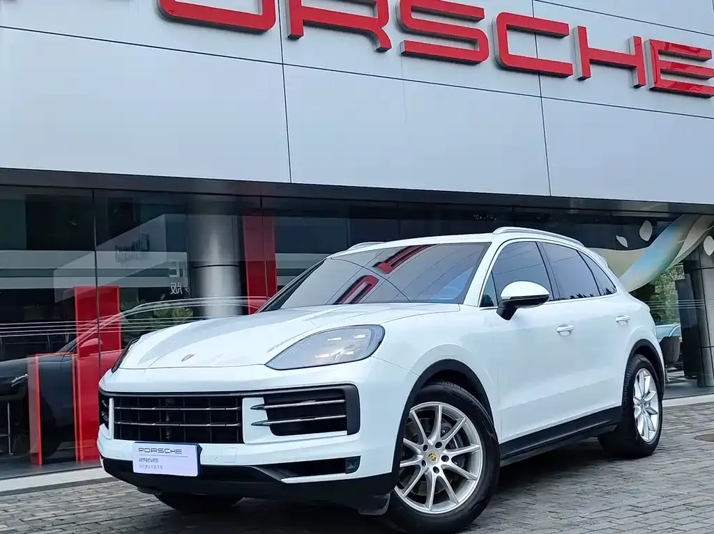 Porsche Cayenne — фото 1