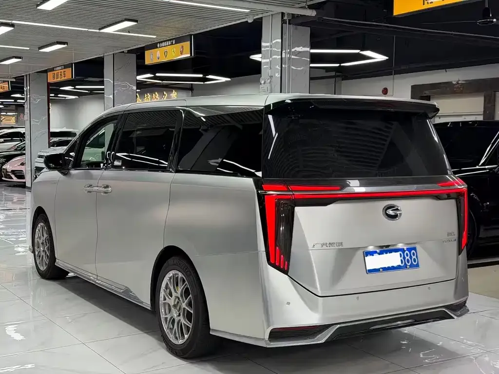 GAC Motor Trumpchi M8 — фото 3