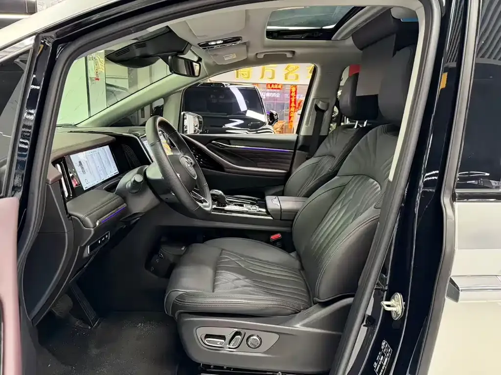 GAC Motor Trumpchi M8 — фото 2
