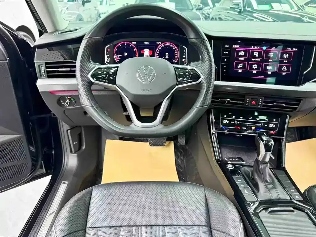 Volkswagen Passat — фото 10