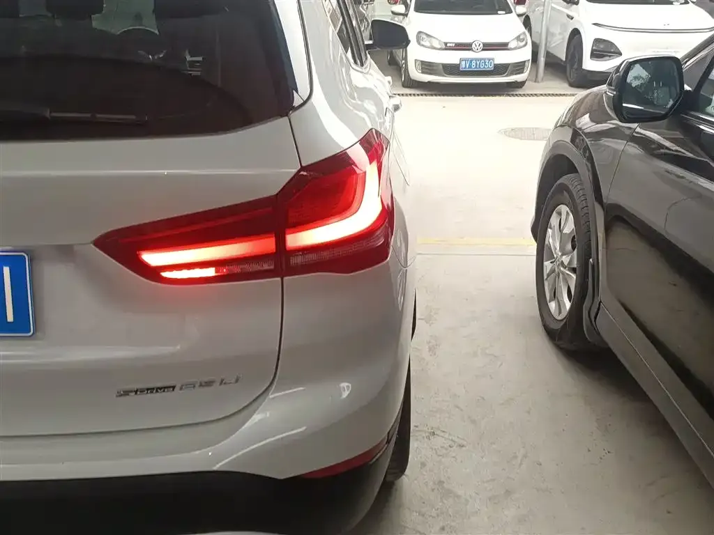 BMW X1 2023 из CN, фото 2