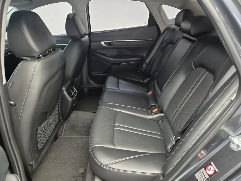 Hyundai Sonata 2022 из KR, фото 2