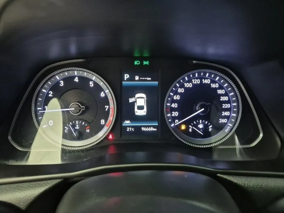 Hyundai Sonata 2022 из KR, фото 3