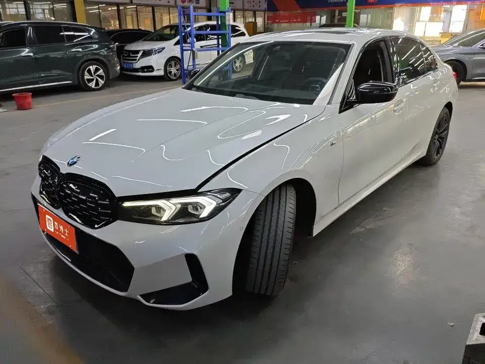 BMW 3 Series — фото 1