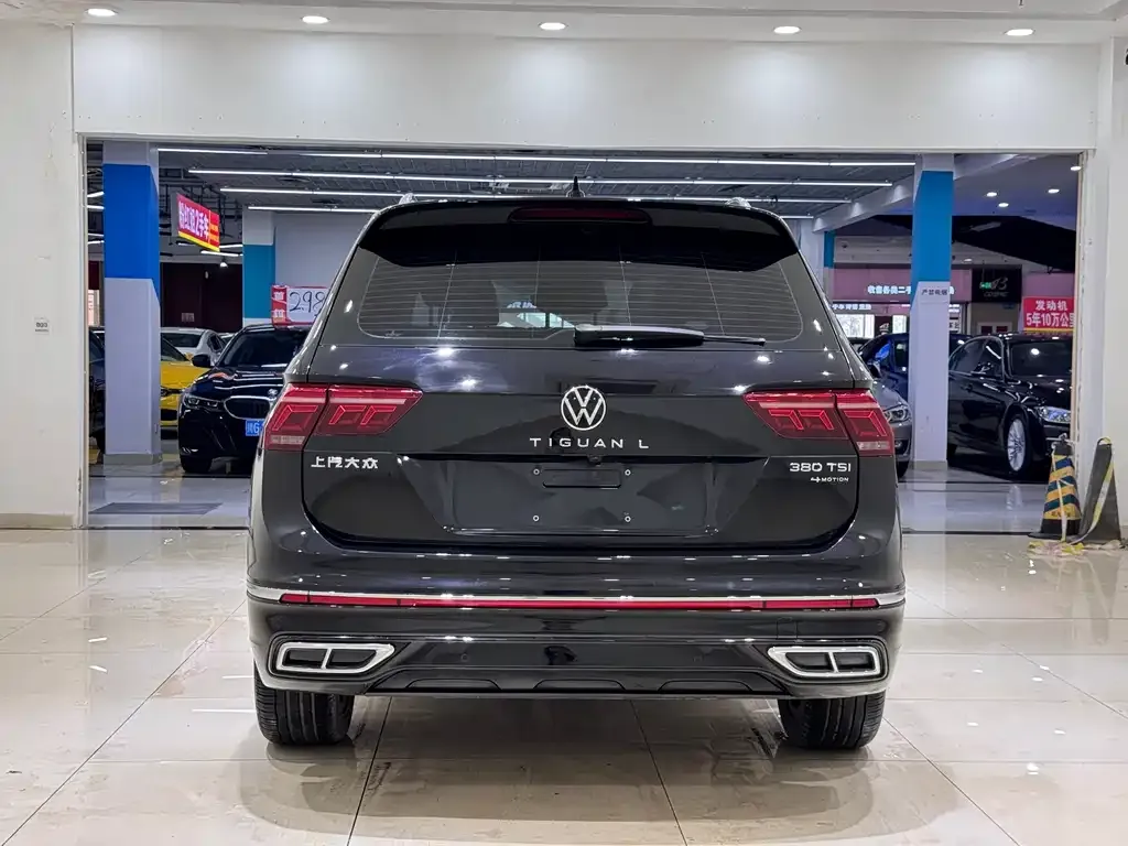 Volkswagen Tiguan L — фото 5
