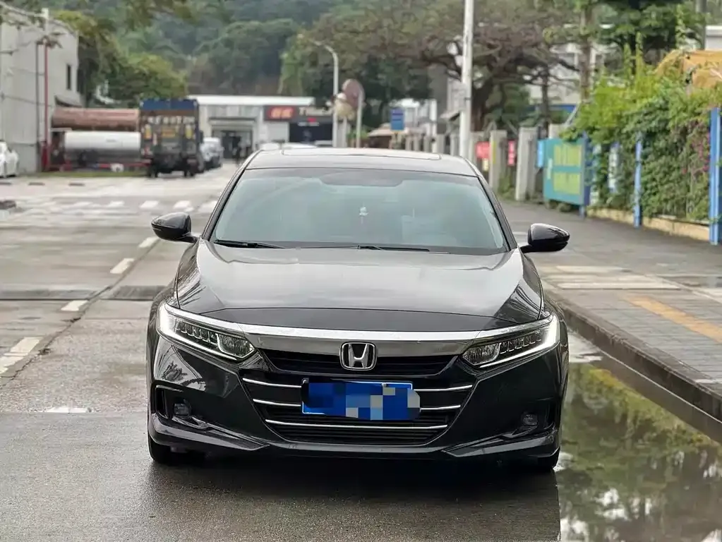 Honda Accord — фото 5