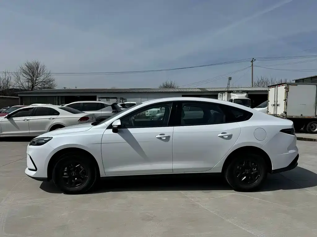 BYD Seal 05 DM-i 2026 из CN, фото 9