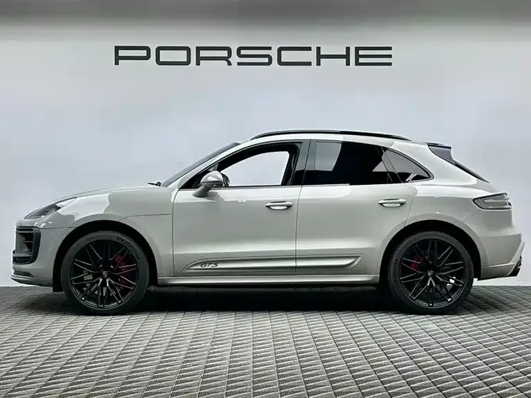 Porsche Macan — фото 10