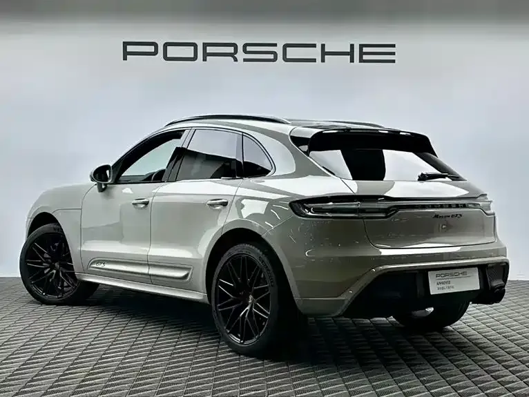 Porsche Macan — фото 9