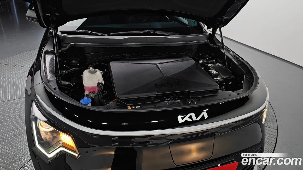 Kia Niro — фото 10