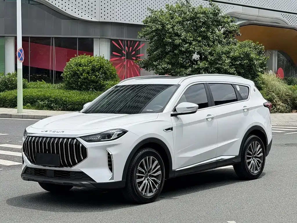 Jetour X70 PLUS — фото 1