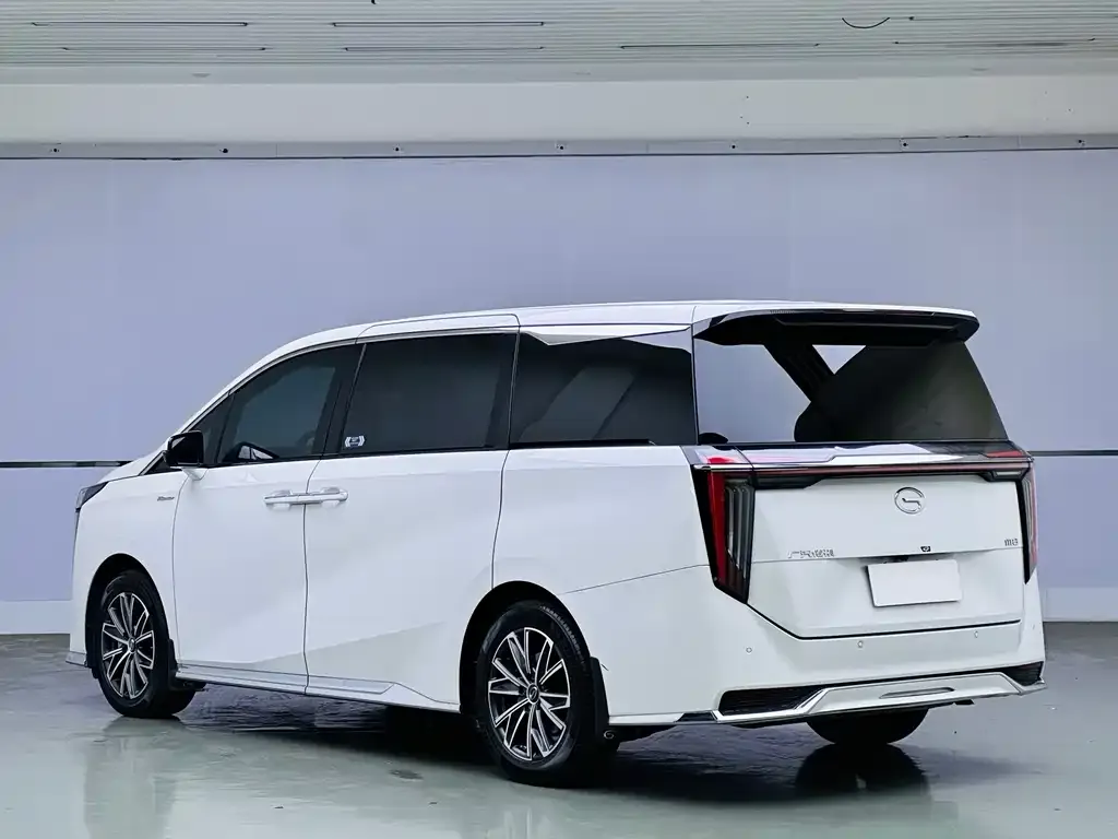 GAC Motor Trumpchi M8 — фото 4