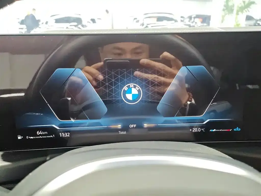 BMW 3 Series 2024 из CN, фото 2