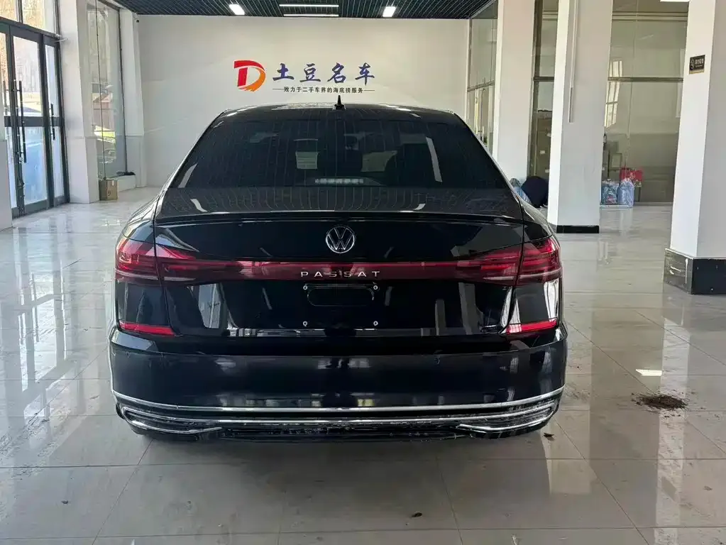 Volkswagen Passat — фото 6