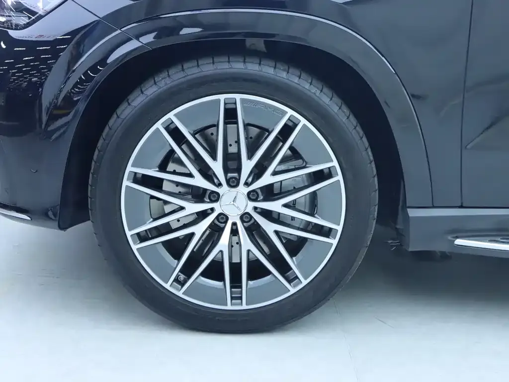 Mercedes-Benz GLE AMG — фото 9