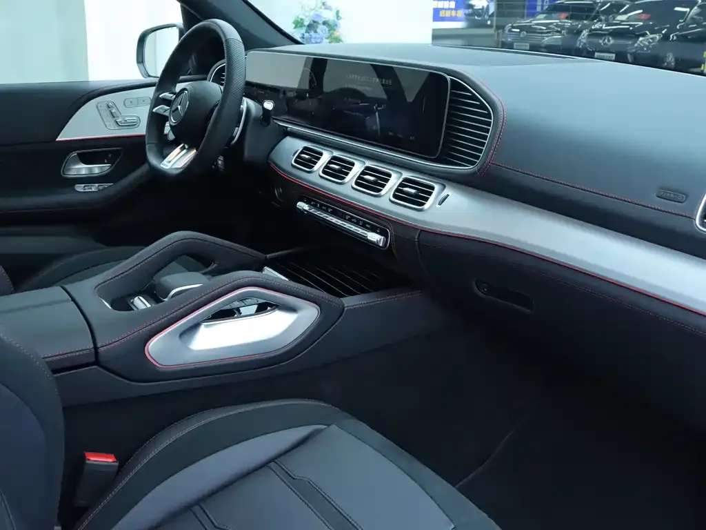 Mercedes-Benz GLE AMG — фото 10