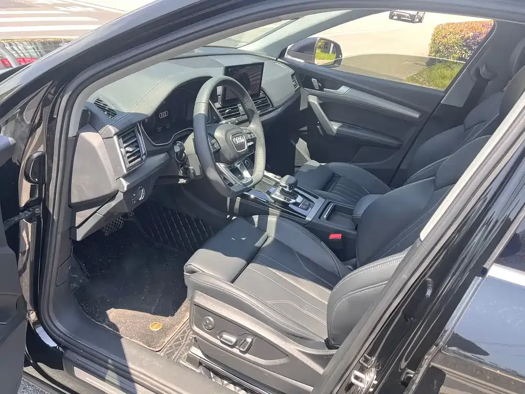 Audi Q5L 2024 из CN, фото 3