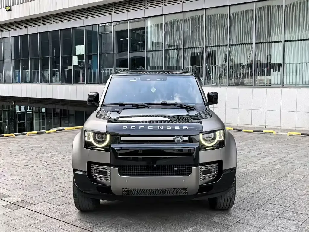 Land Rover Defender — фото 9