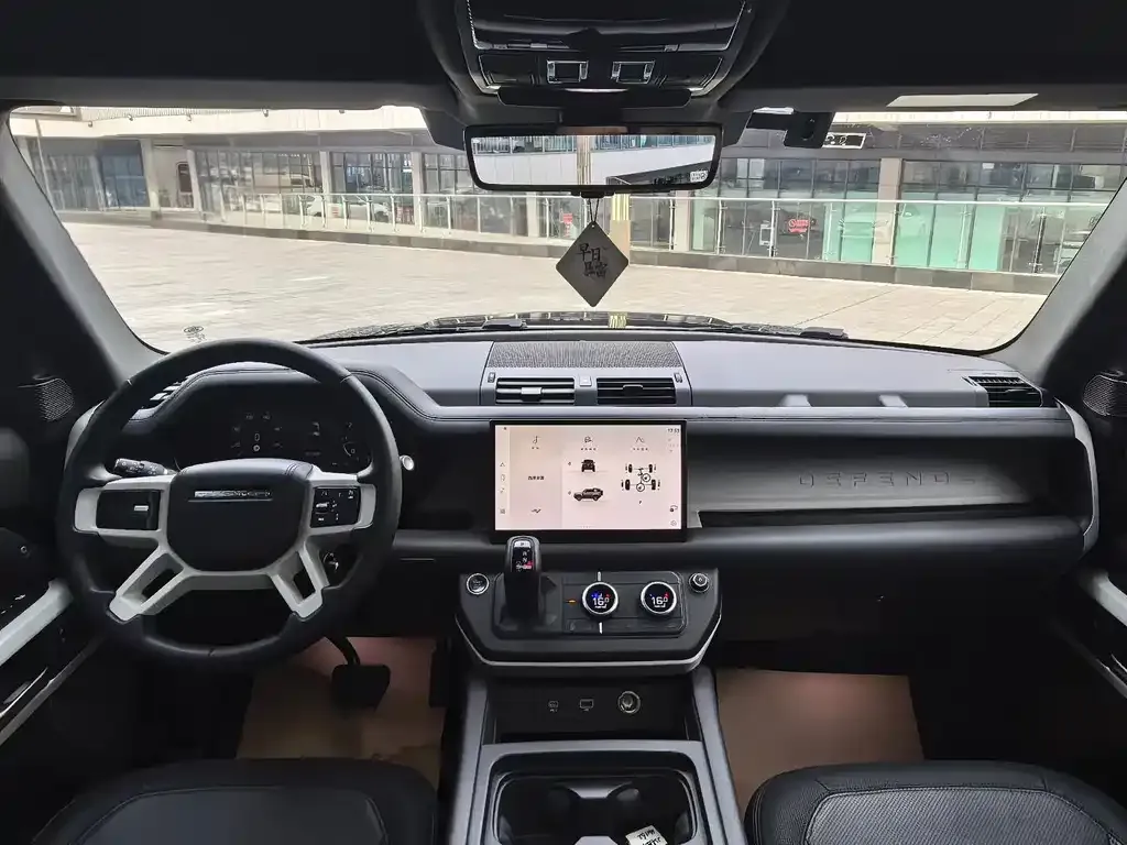 Land Rover Defender — фото 4