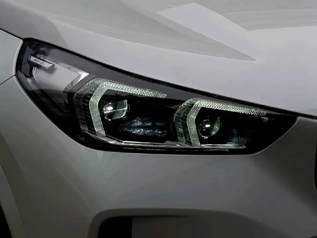 BMW X1 — фото 2