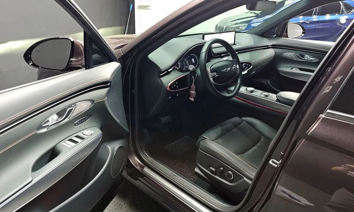 Genesis GV70 2023 из KR, фото 7