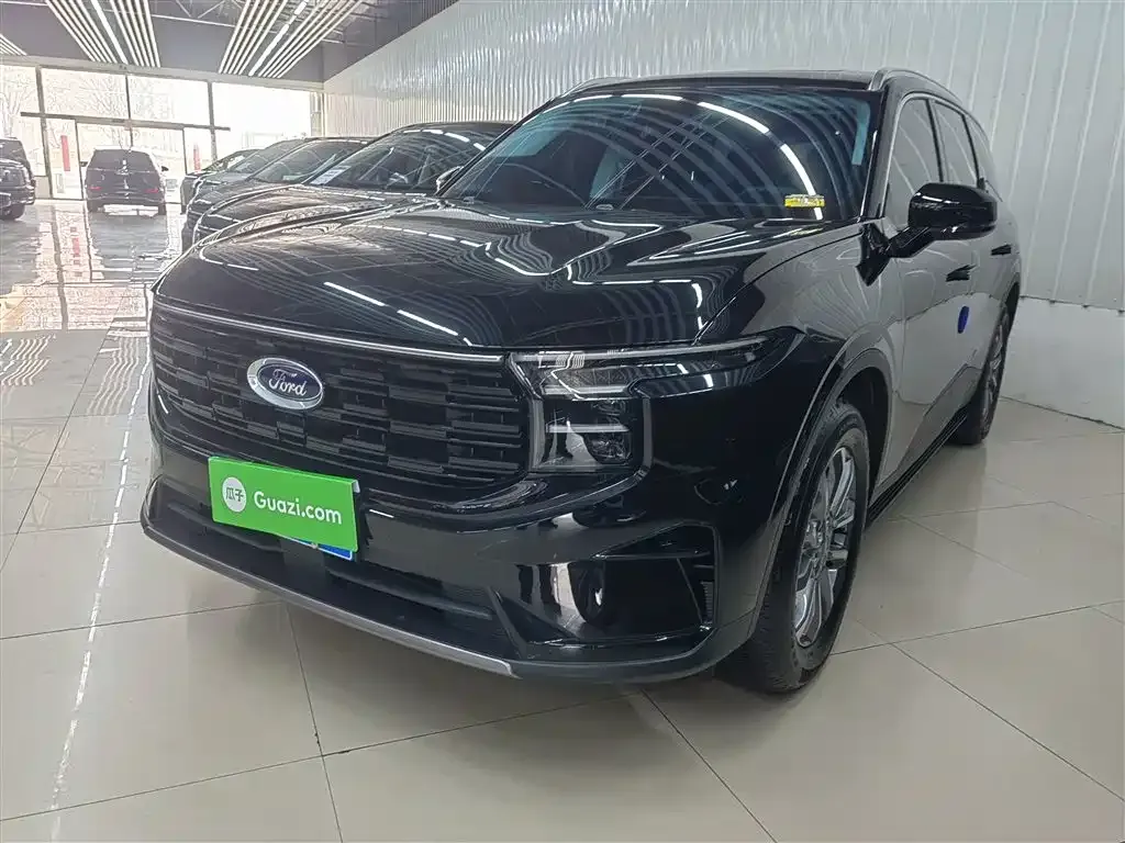 Ford Edge — фото 10