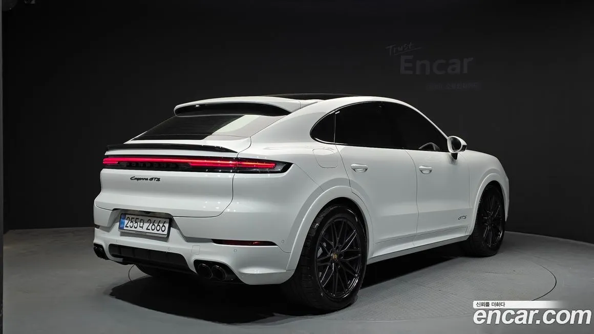 Porsche Cayenne 2025 из KR, фото 2