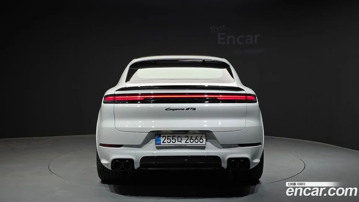 Porsche Cayenne 2025 из KR, фото 3
