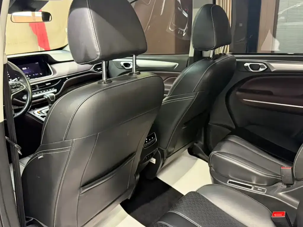 GAC Motor Trumpchi M6 — фото 8