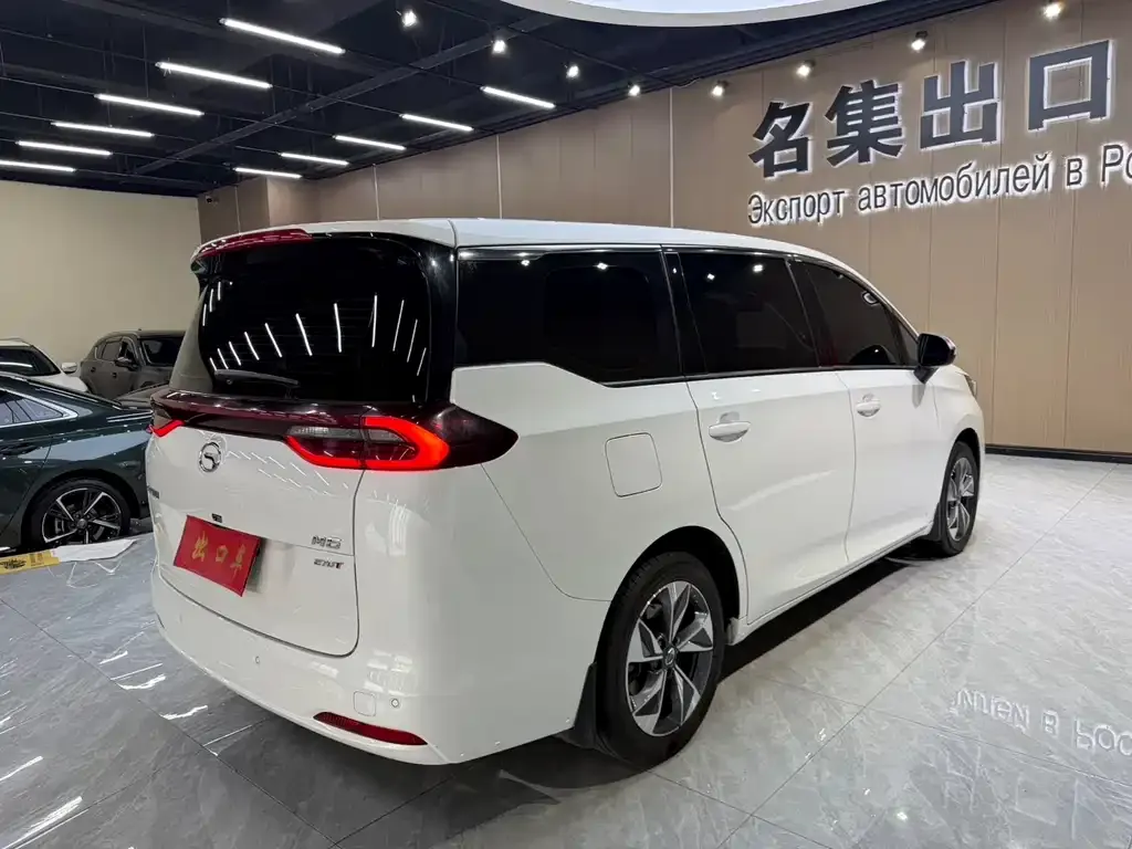 GAC Motor Trumpchi M6 — фото 4