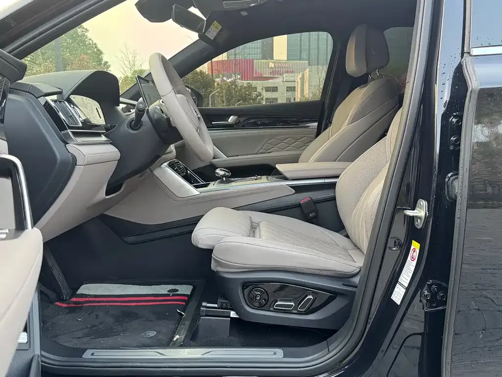 BYD Tang New Energy 2025 из CN, фото 4