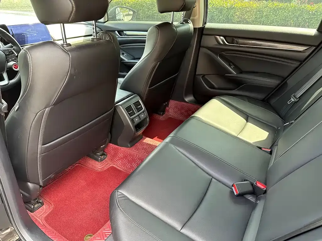 Honda Accord 2023 из CN, фото 7