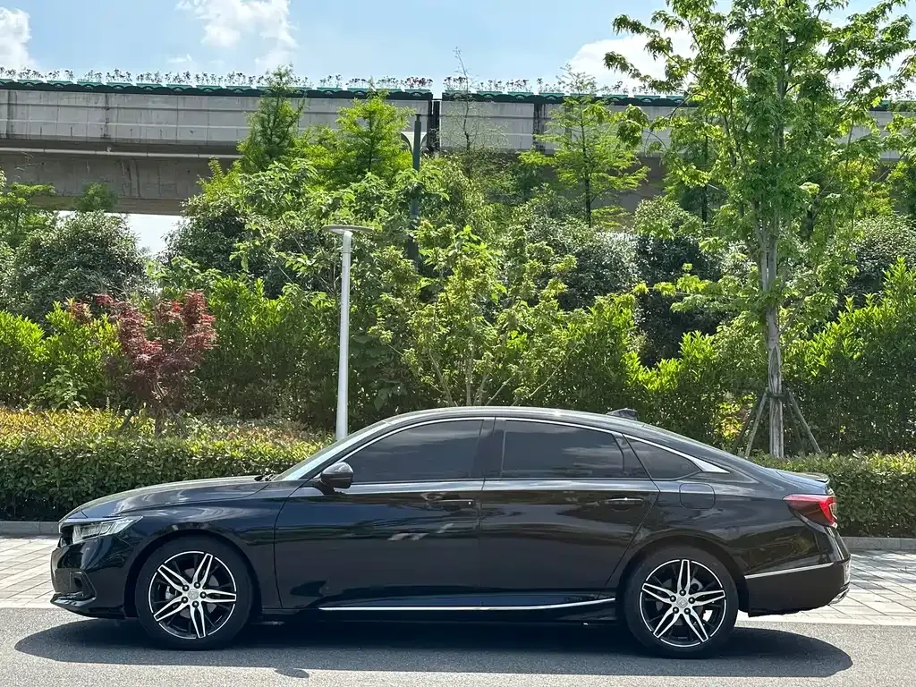 Honda Accord 2023 из CN, фото 8