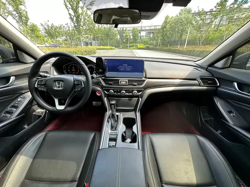 Honda Accord 2023 из CN, фото 2
