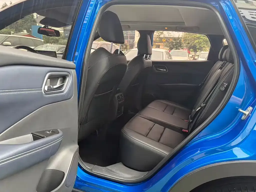 Nissan Qashqai 2023 из CN, фото 7