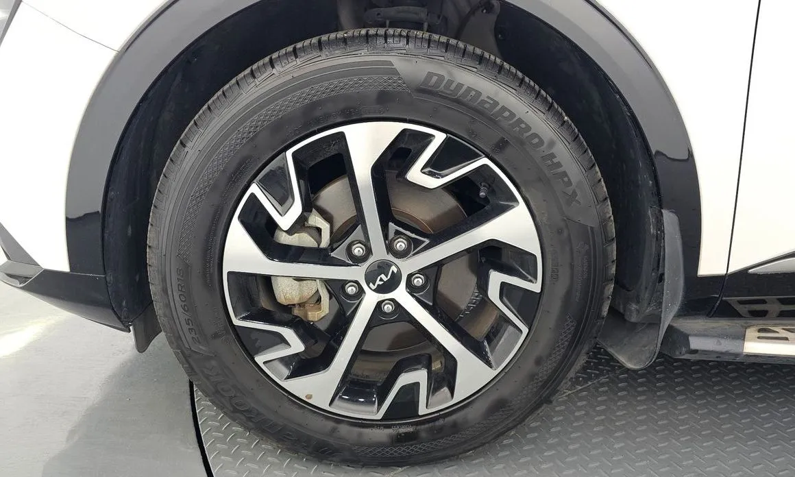 Kia Sportage — фото 8