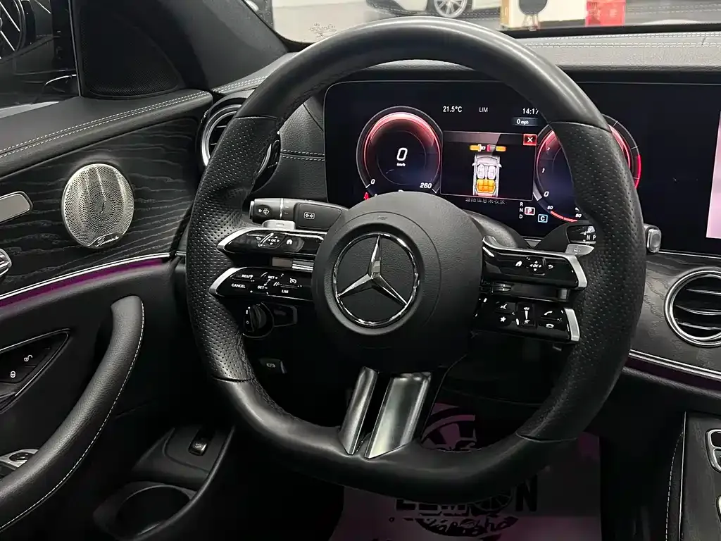 Mercedes-Benz E-Class (Import) — фото 10