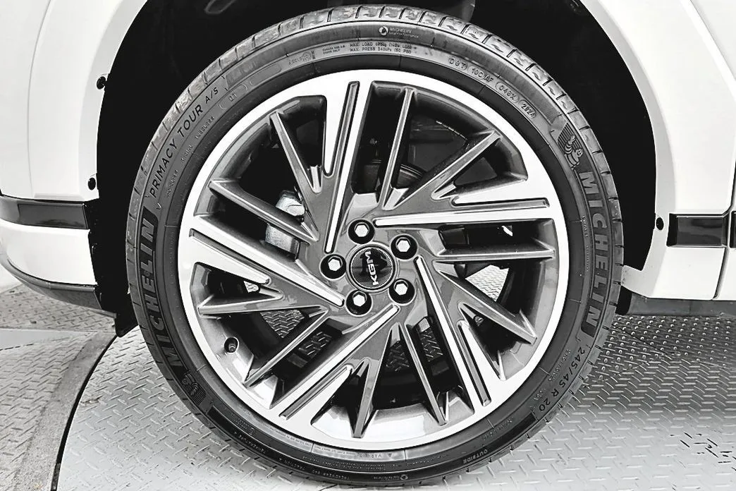 KG Mobility (Ssangyong) Actyon — фото 10