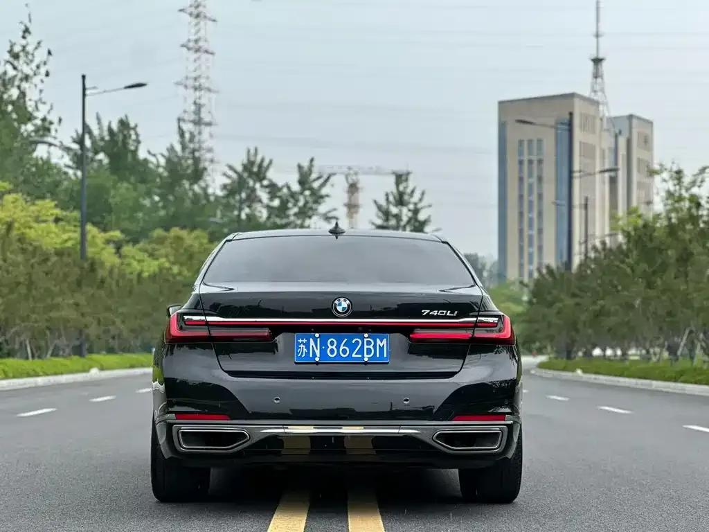 BMW 7 Series 2021 из CN, фото 2