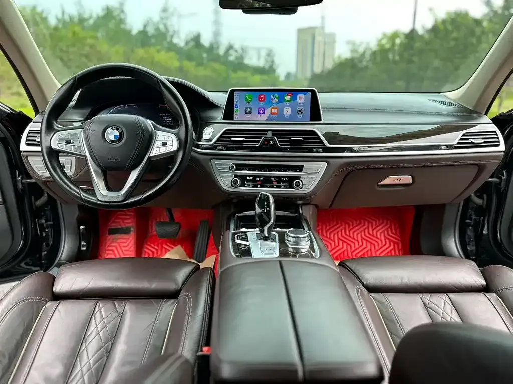 BMW 7 Series 2021 из CN, фото 9
