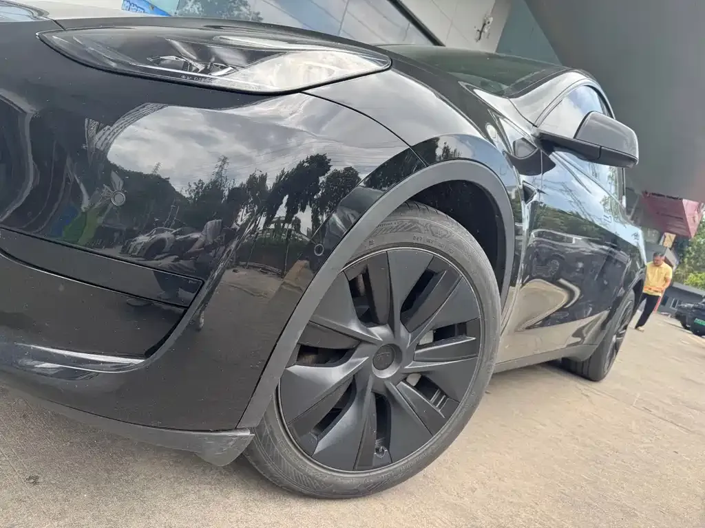 Tesla Model Y 2024 из CN, фото 9